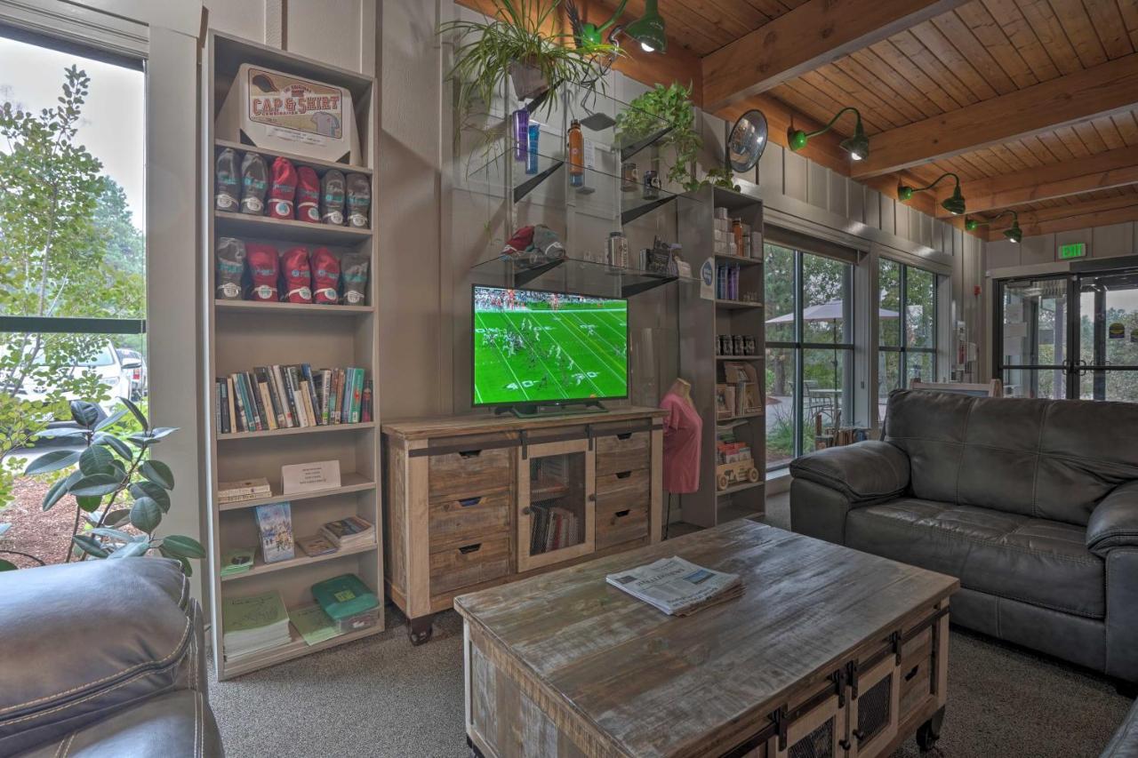 Chalet At Running Y Resort With Wraparound Deck! Klamath Falls Dış mekan fotoğraf