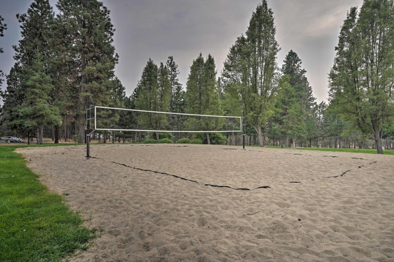Chalet At Running Y Resort With Wraparound Deck! Klamath Falls Dış mekan fotoğraf